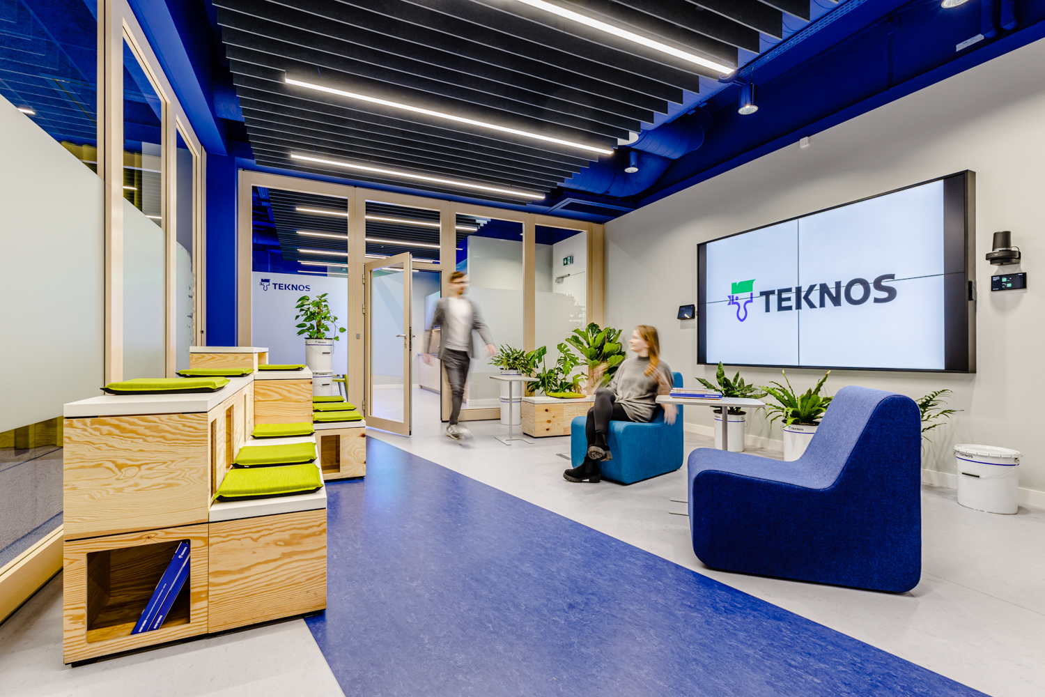 Teknos Poland | Flexible office in the colors of nature
